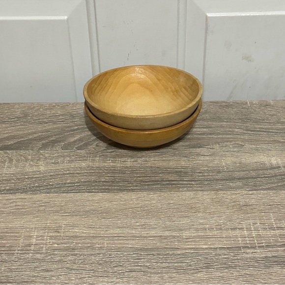 Vintage Japanese Wooden Bowl 6”. Trinket Dish. Nut Bowl. Set Of 2 - Picture 3 of 3